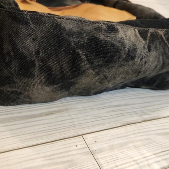 Womens Schuler & Sons Anthropologie gray tie dye & leather shoulder bag. - Picture 7 of 14